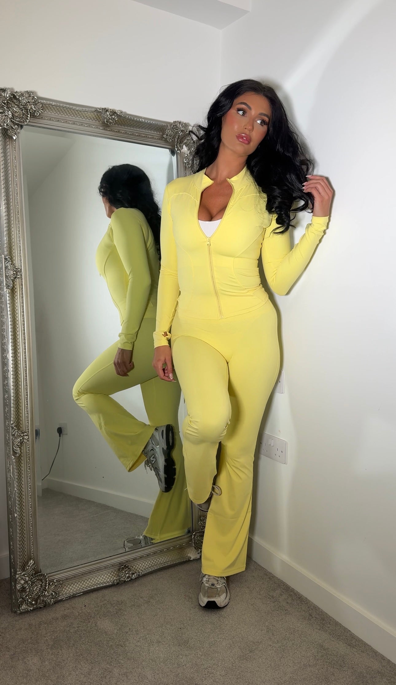 Sculpted Ruched Bum Leggings & Jacket Set